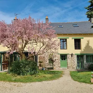 https://les-berges-de-la-planchette.inbrittany.com