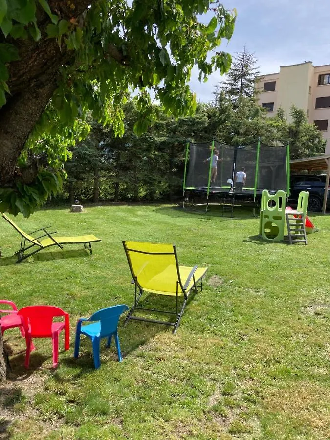 Appartements La Durance Et L'Helpe Embrun Apartment